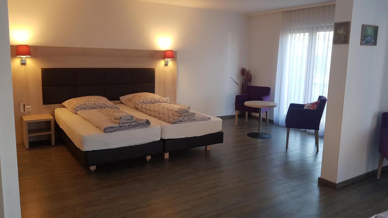 Wohnvaders Hotell Nürnberg Exteriör bild